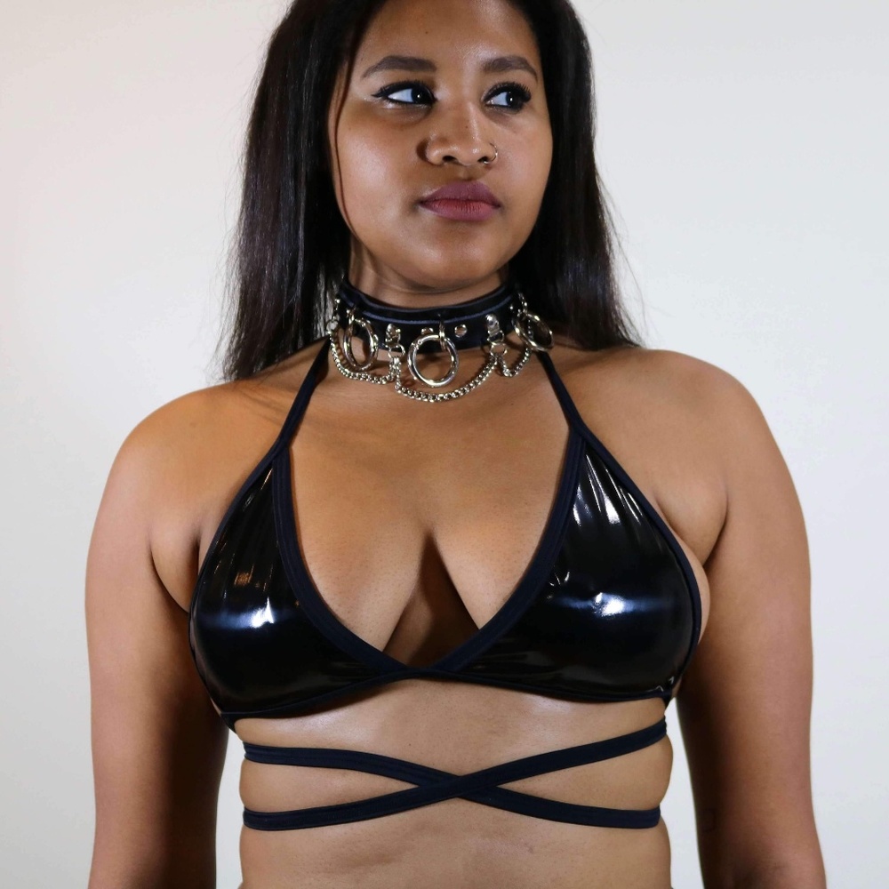 Rave With Mi Gente Vortex Wrap Bra